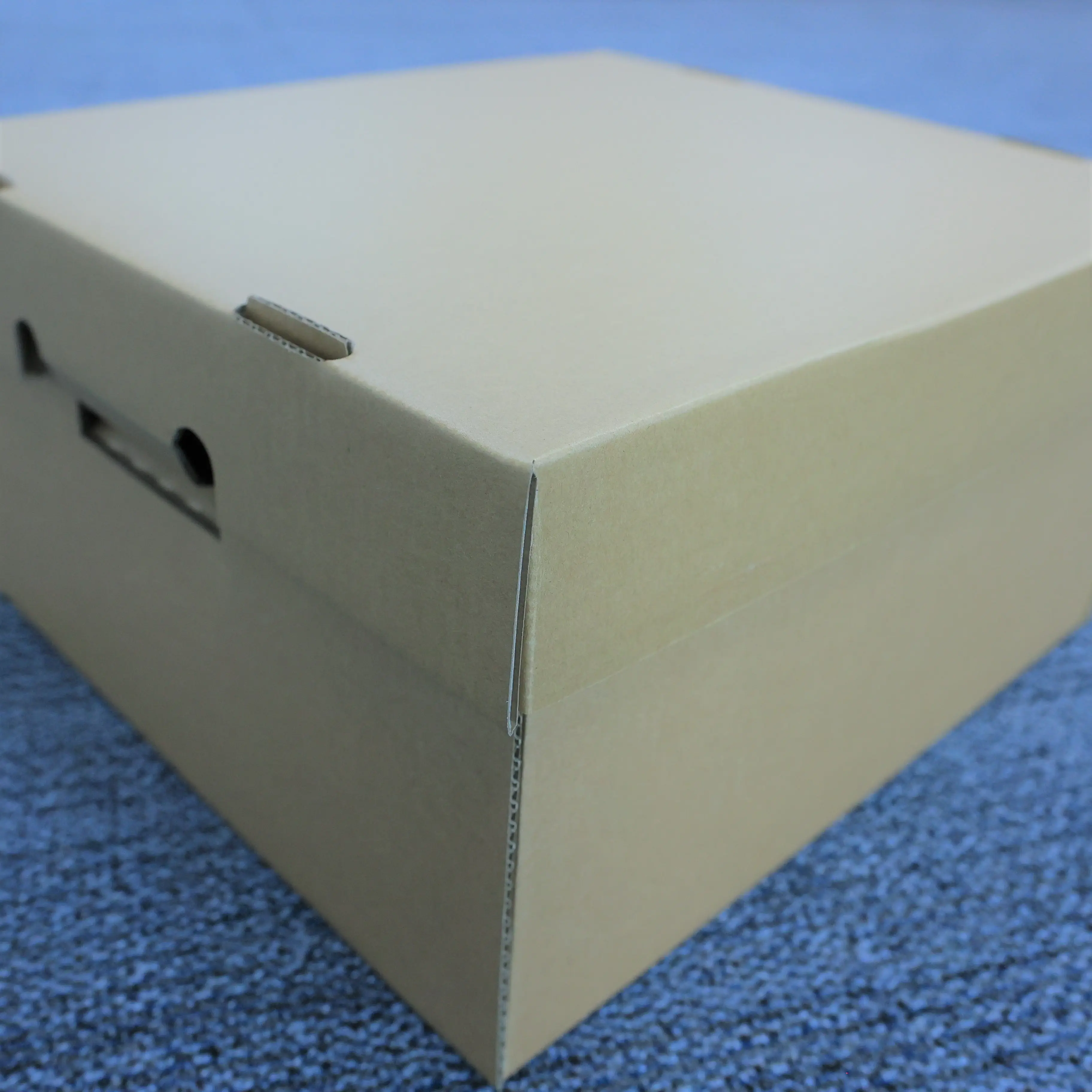 Comparing Different Materials Used in Wax Coated Boxes
