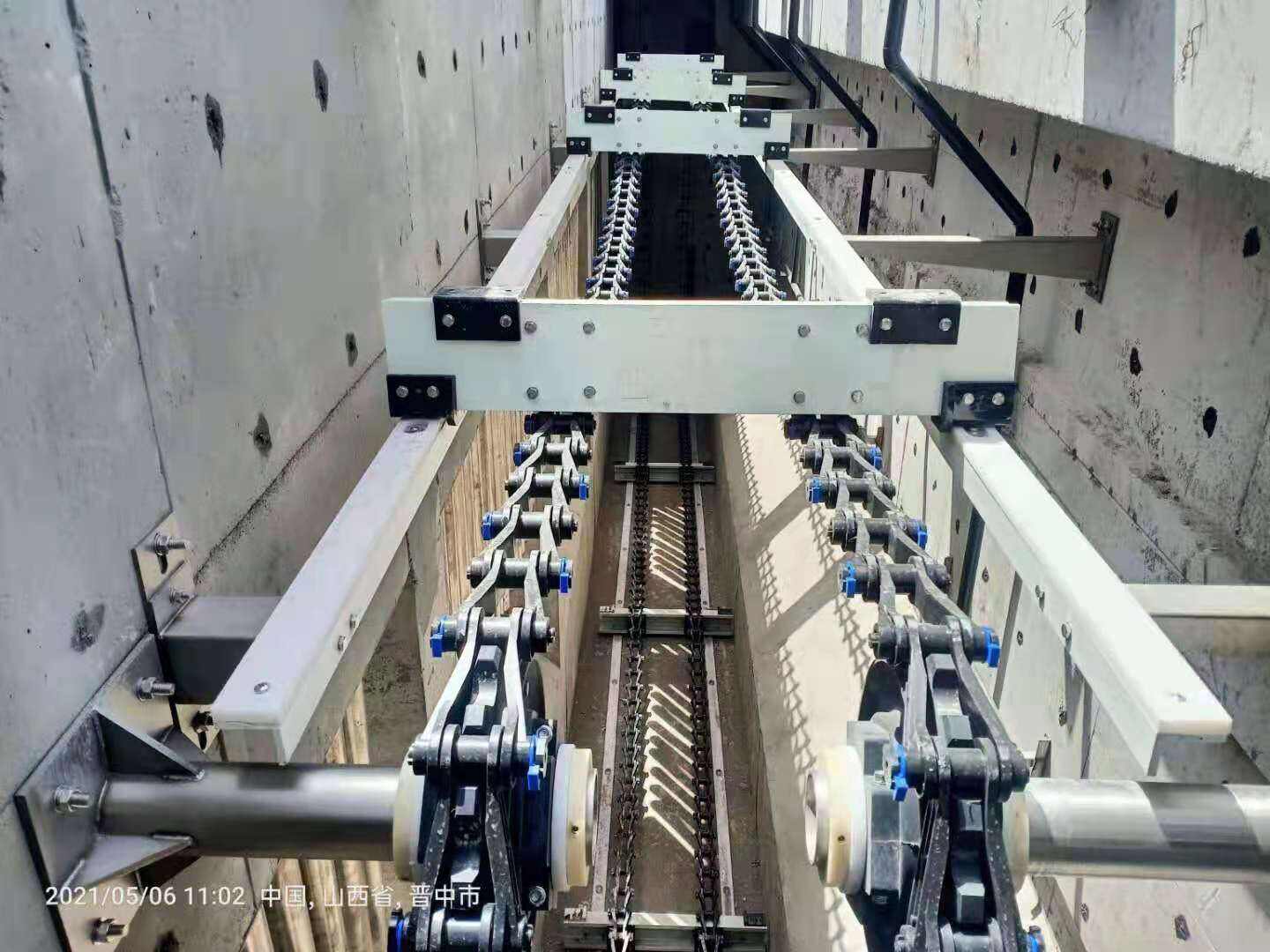 Dụng Cụ Cạo Nhựa Chống Lão Hóa: Tuổi Thọ và Hiệu Suất trong Điều Kiện Khắc Nghiệt