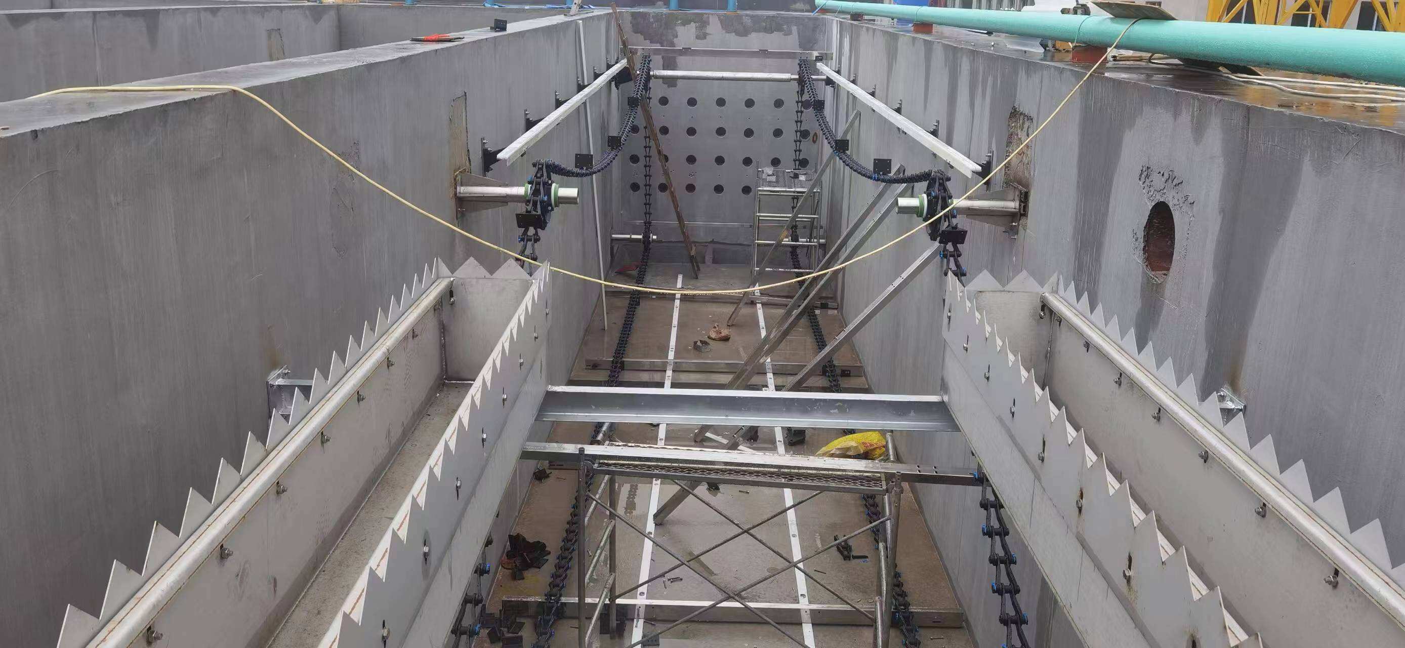 Aparat ușor de întreținut pentru răzuirea nămolului: Economisește timp și bani pentru clienți