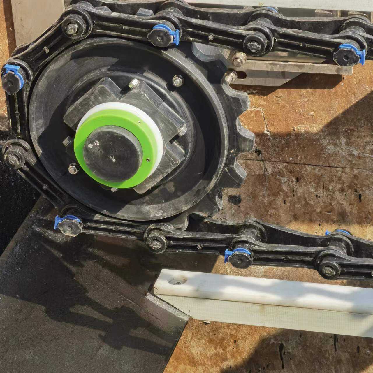 Liên hệ với chúng tôi