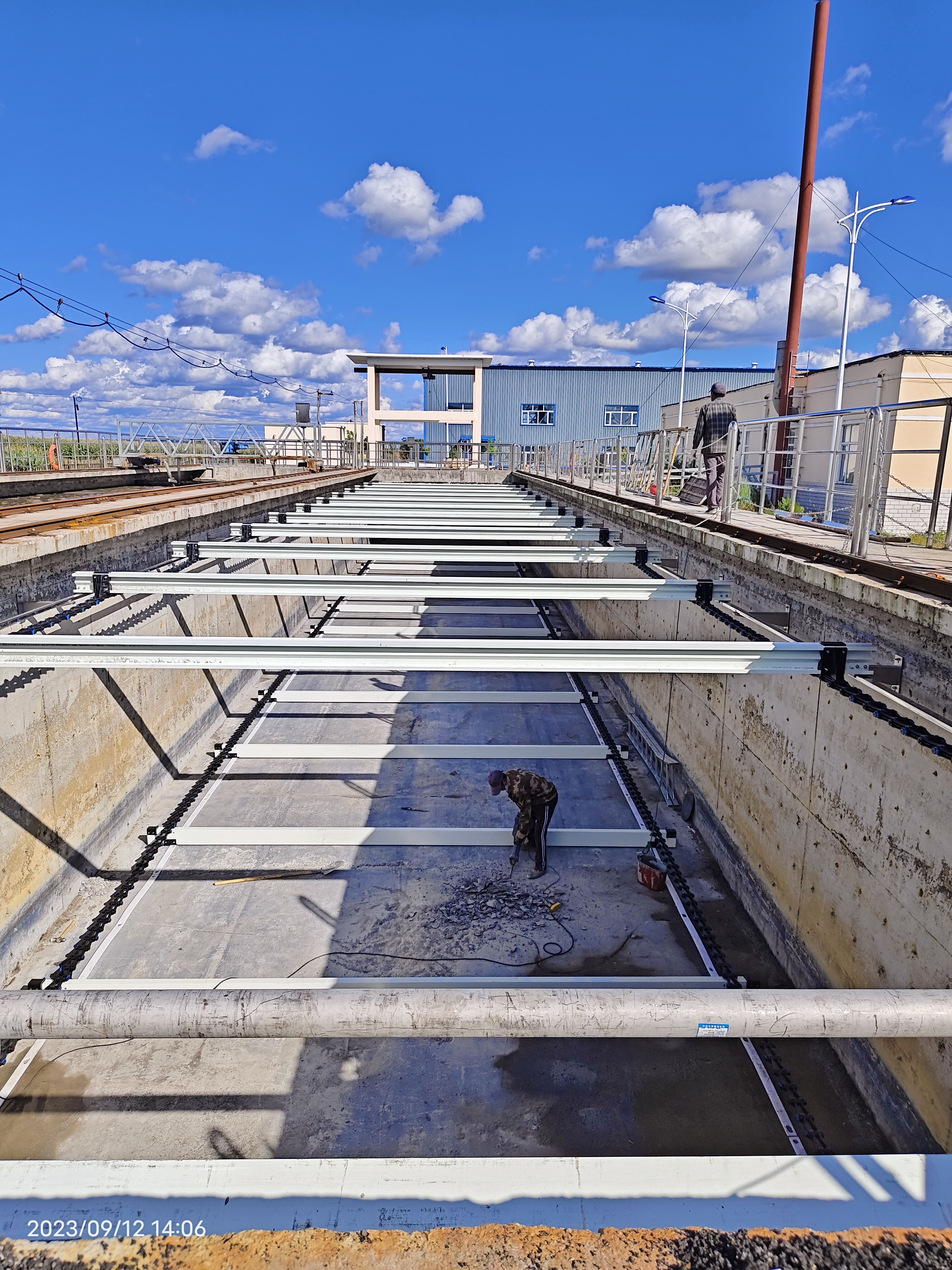 Raspadores no metálicos confiables para la planta de tratamiento del este