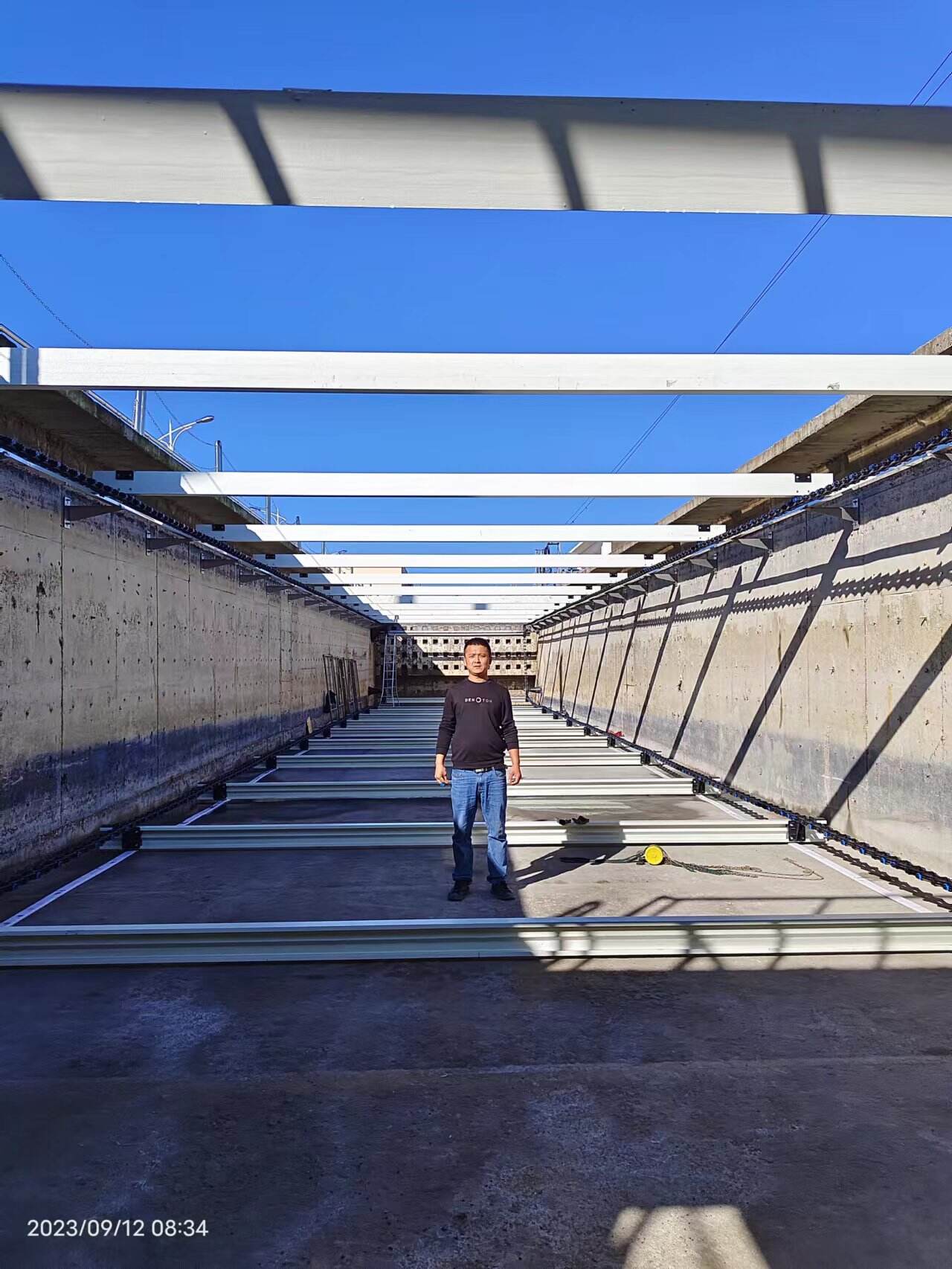 Raspador volante para la industria de energías renovables: Apoyando el crecimiento de la energía limpia