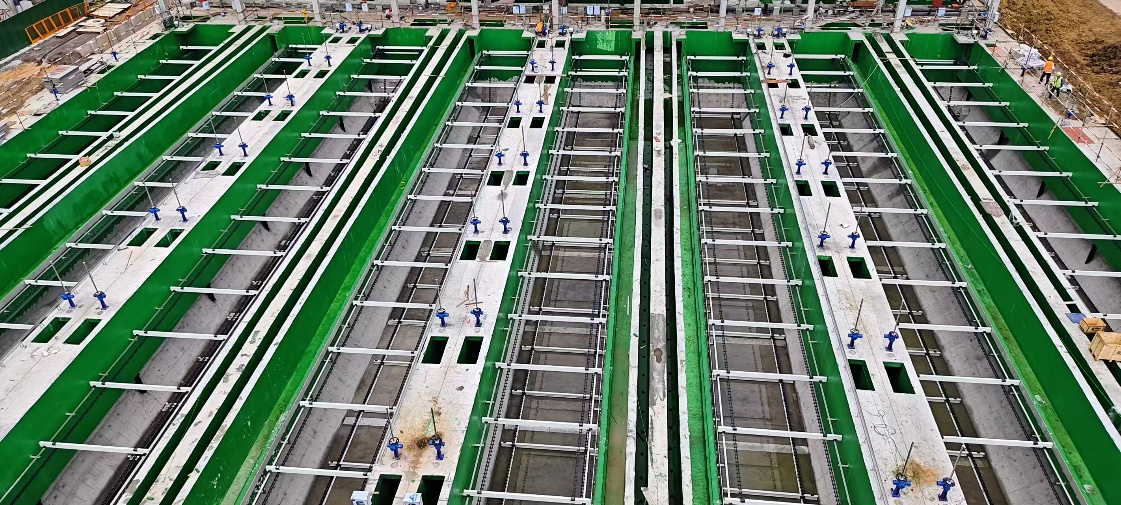 We are deeply engaged in the field of non-metallic scraping and create every piece of equipment with craftsmanship