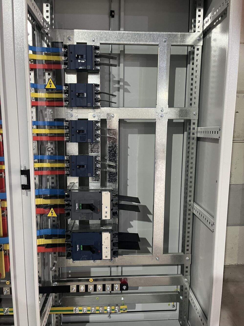 Enhanced Safety with Main Circuit Breaker