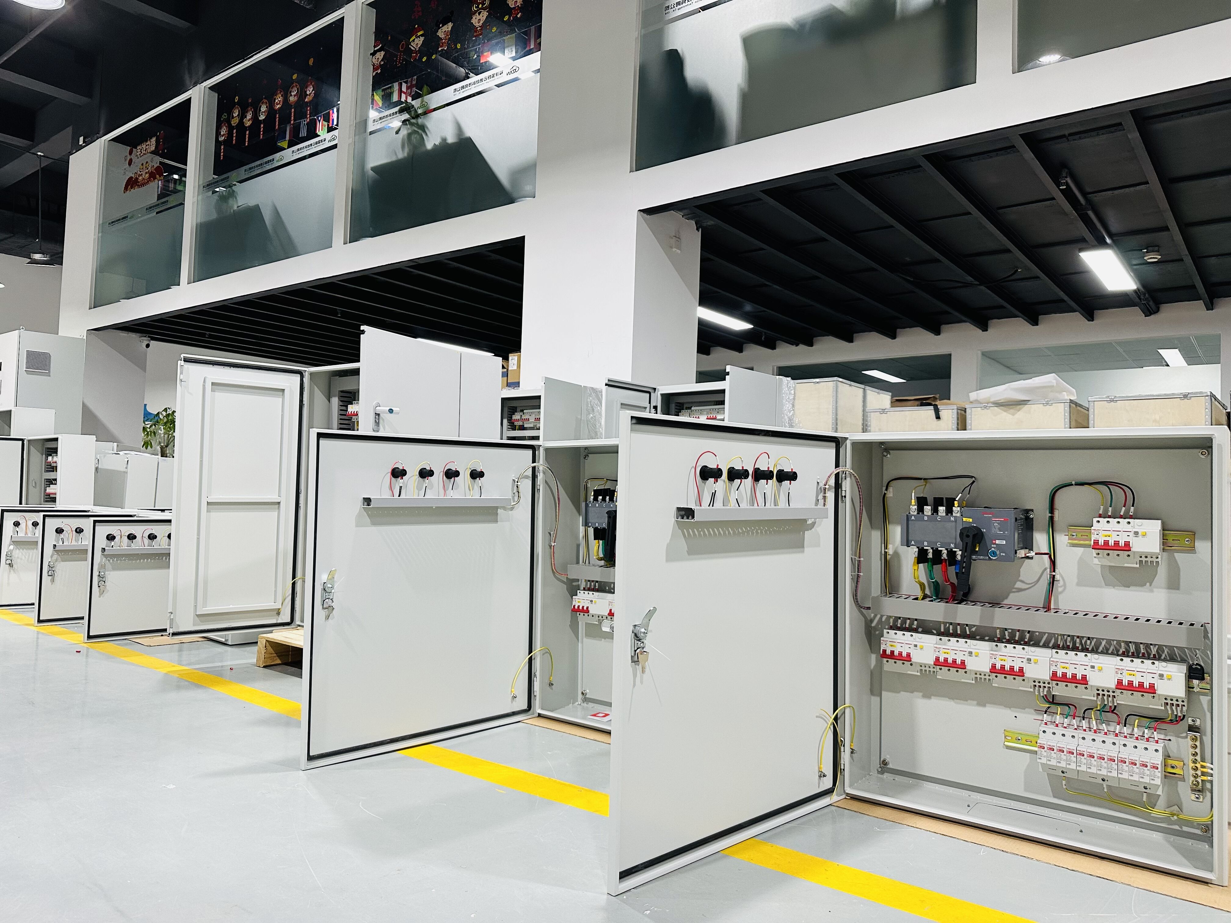 distribution cabinet (3)(e5daf6846e).jpg