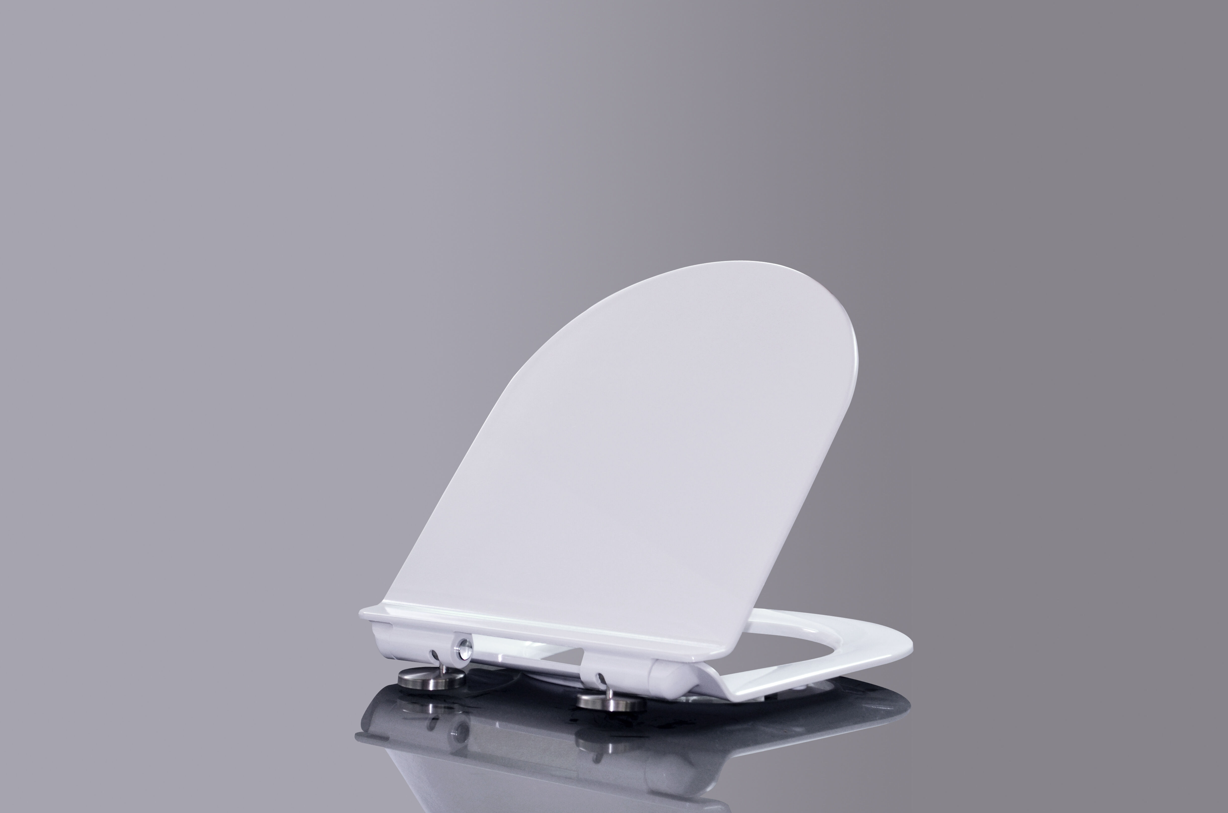 Как фабрика по производству уретановых сидений для унитазов с функцией плавного закрывания может обеспечить долговечное качество и точность?