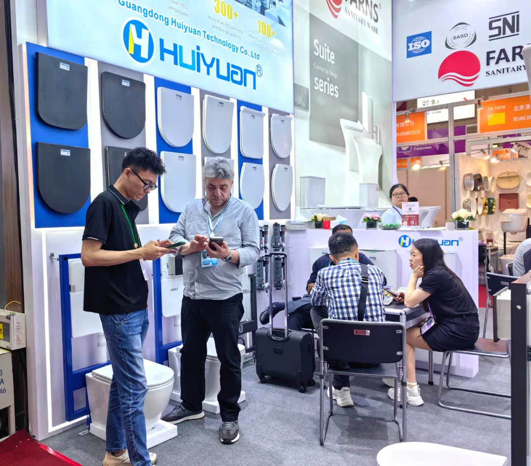 exhibition news  huiyuan sanitary ware makes a dazzling appearance at the 137th canton fair inviting friends from all over the world to witness its quality-5