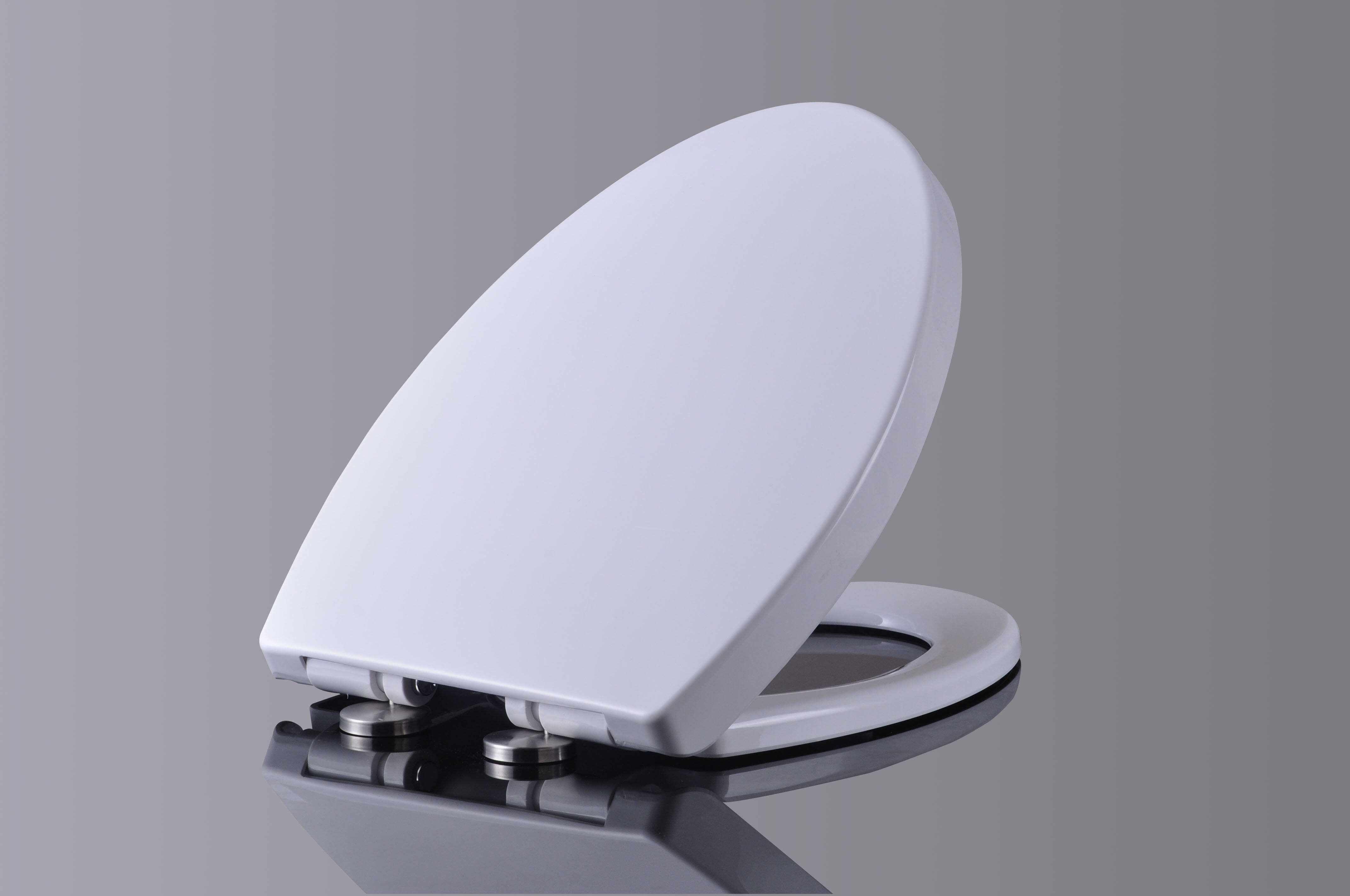 Refresh Your Bathroom Instantly with a Quick Toilet Seat Cover Replacement