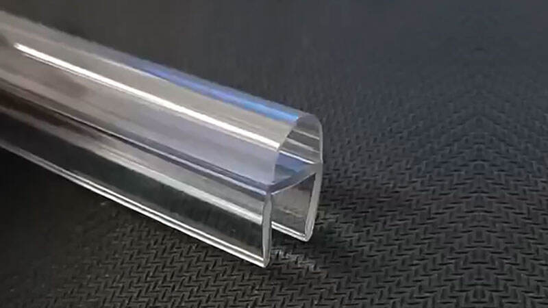 Glass auto door and transparent sealing strip