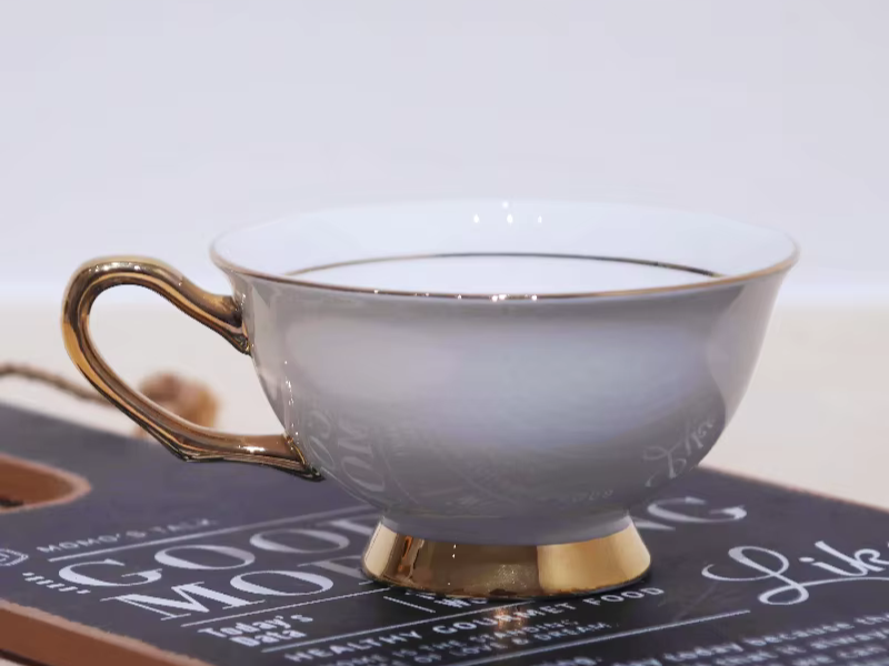 How to Choose Party Tea Cups for Different Occasions
