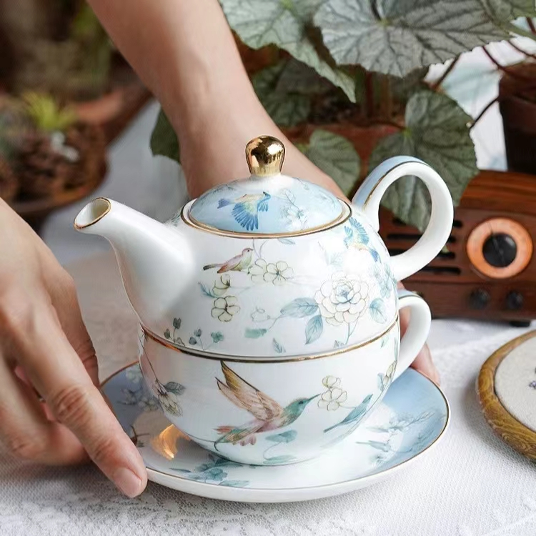 Die Perfekte Handvatsellose Tee Pot vir Moderne Lewe