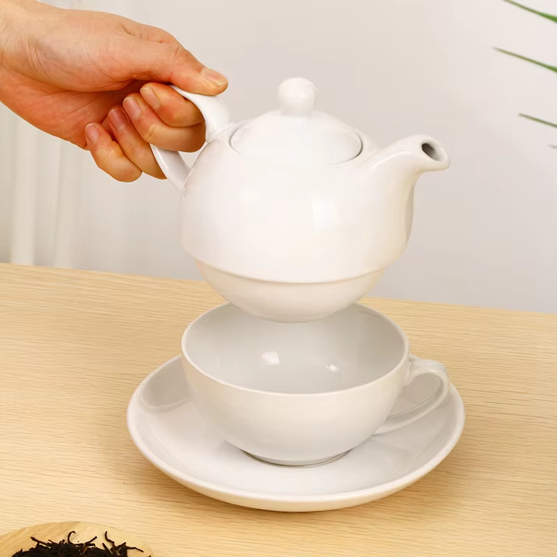 Verhef U Tee-ervaring met Ons Eenvormige Kleur Tee-potte