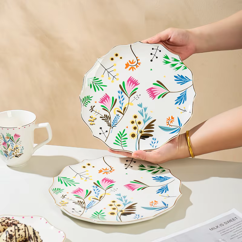 The Growing Popularity of Floral Porcelain Plates in Seasonal Dining Trends