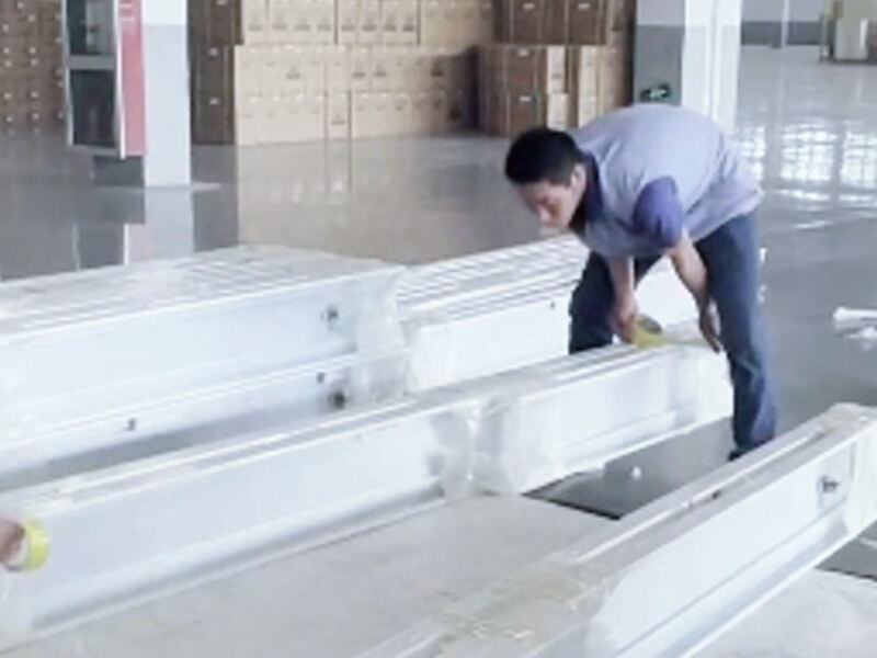 Doors Safety Load to Container And Shipment