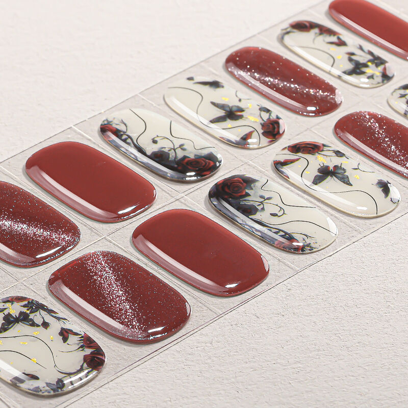 Compatibilité universelle avec tous les types et formes d’ongles