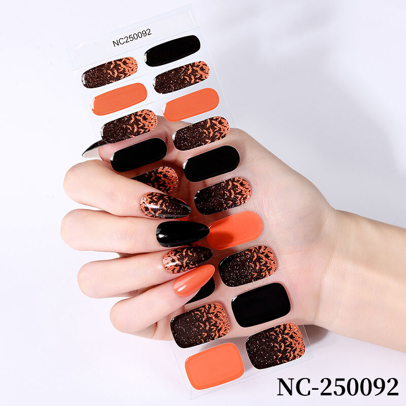 Groothandel OEM-service Showyboo NC2500 milieuvriendelijk onschadelijk semi-gehard UV-gel nagelwrap stickers met UV-licht eenmalig gebruik