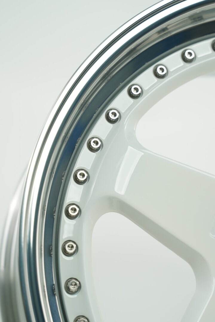 Hebei Zhihu Factory Customizable Two-Piece Forged Wheels Lightweight with 98mm PCD for BMW Mercedes-Benz for Porsche Various Colors details