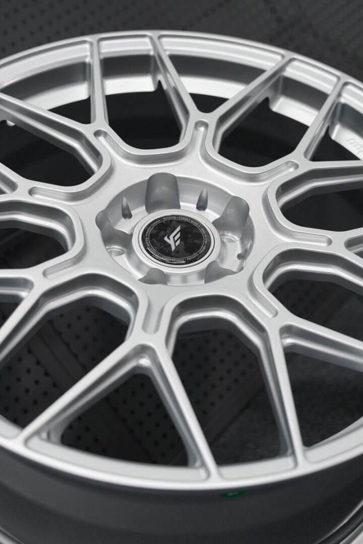 Hebei Zhi Hub Popular Style Custom Hot Forged Aluminum Alloy Wheels Lightweight Matte Black Passenger Car Wheels manufacture