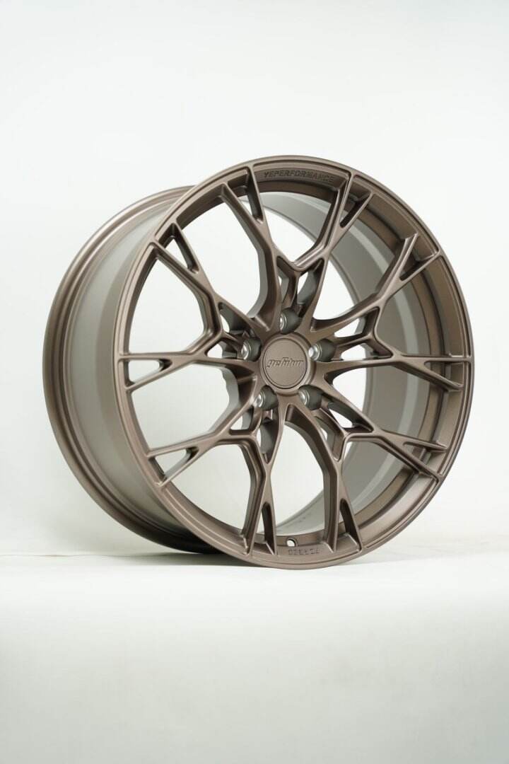  Hebei Zhihu Customized hot-selling forged aluminum alloy wheels Lightweight and high quality passenger car wheels supplier