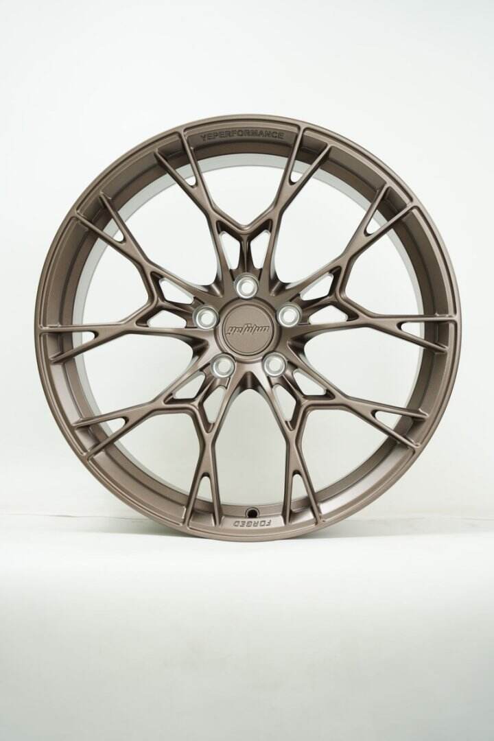  Hebei Zhihu Customized hot-selling forged aluminum alloy wheels Lightweight and high quality passenger car wheels factory