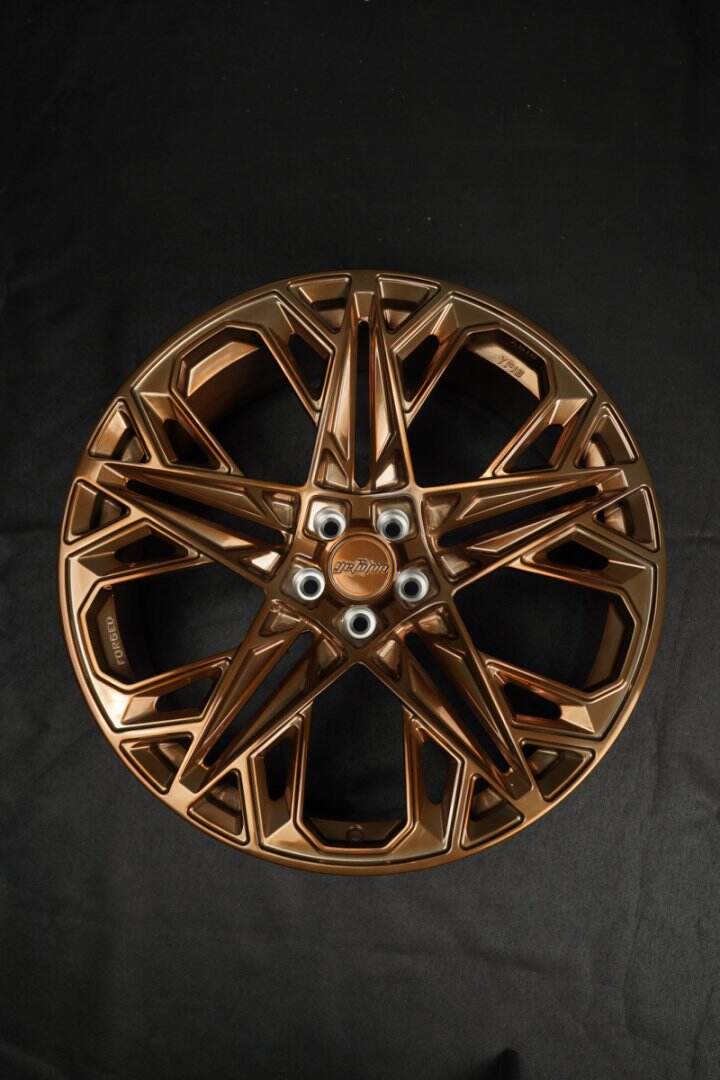 Hebei Zhi Hub Factory Direct Forged Wheel Hub Lightweight and High Quality Glowing Bronze For BMW Mercedes-Benz Porsche manufacture