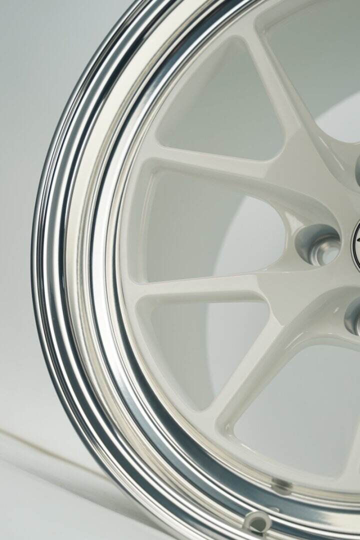 High Quality Two-Piece Forged Wheel 16-24 Inch Cream Color 40mm ET 98mm PCD for BMW Mercedes-Benz for Porsche manufacture