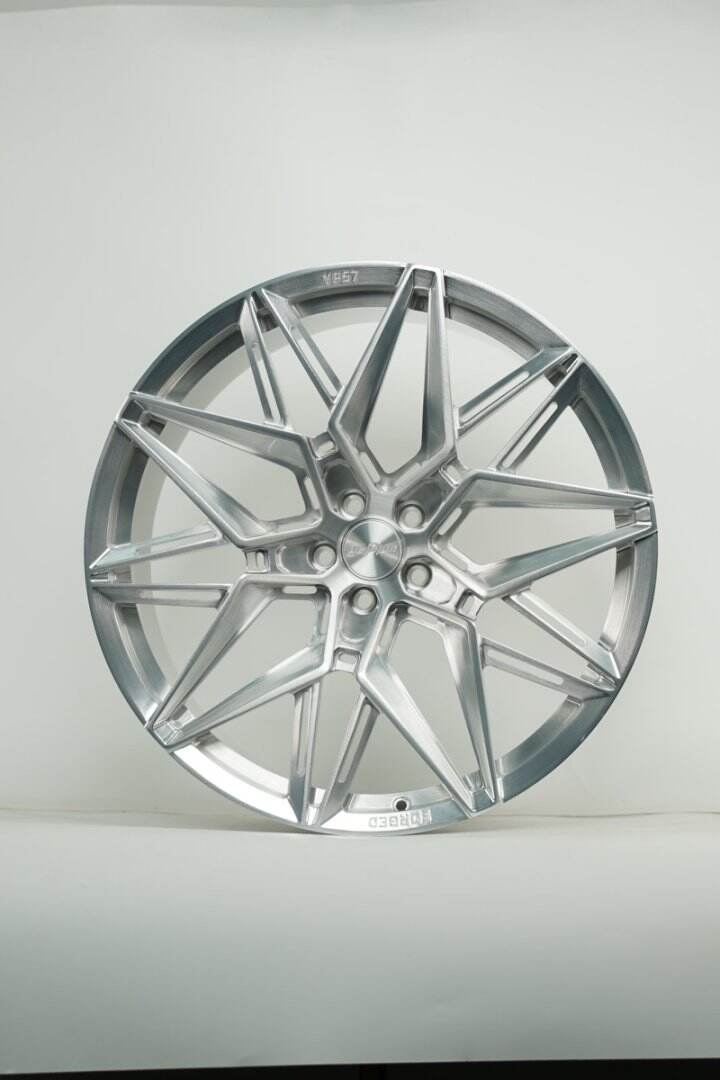 Hebei Zhihu Customizable lightweight high-quality forged wheels 16-24 inch Industrial Gray Customizable color Suitable for BMW Mercedes-Benz Porsche details