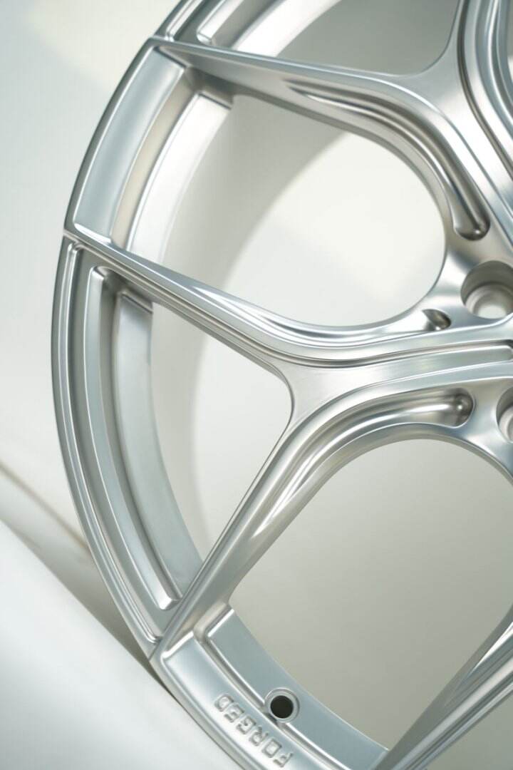 Hebei Zhihu Lightweight and high-quality forged wheels Customizable colors Passenger car wheels Suitable for Audi Mercedes-Benz Porsche factory