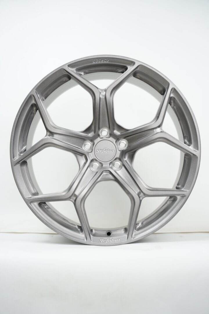 Hebei Zhi hub factory direct custom hot forged aluminum alloy wheels lightweight industrial gray passenger car wheels details