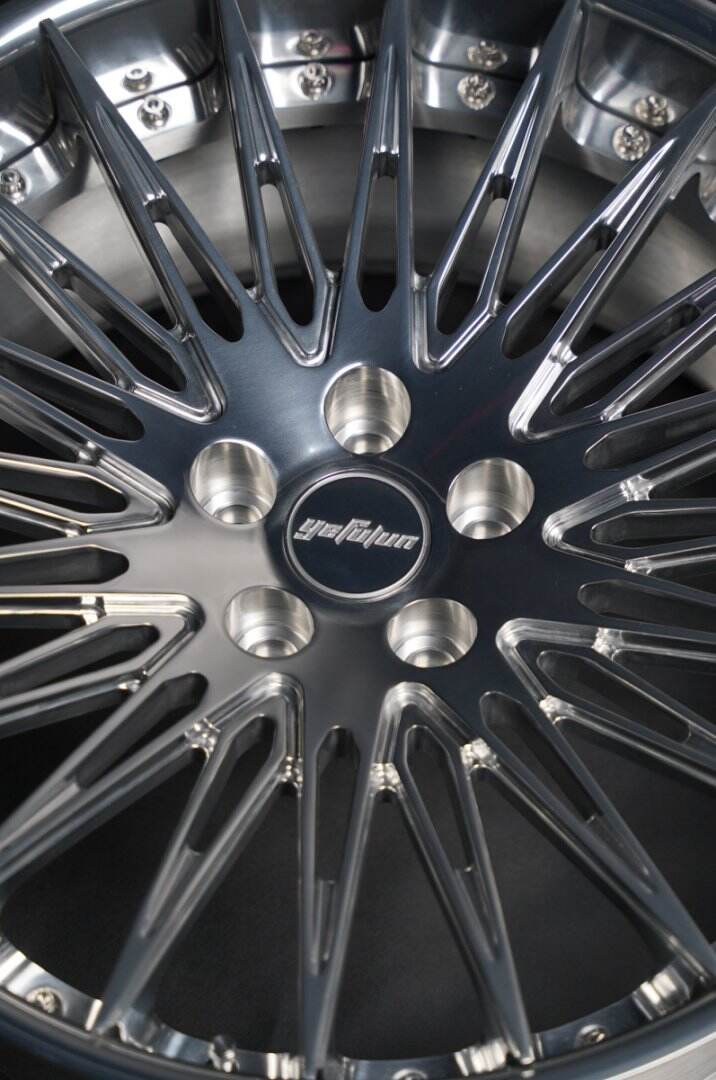 Hebei Zhihu High Quality Forged Wheels Two-Piece Lightweight 16-24 Inch Fine Polishing Customizable Color Passenger Car Wheels manufacture