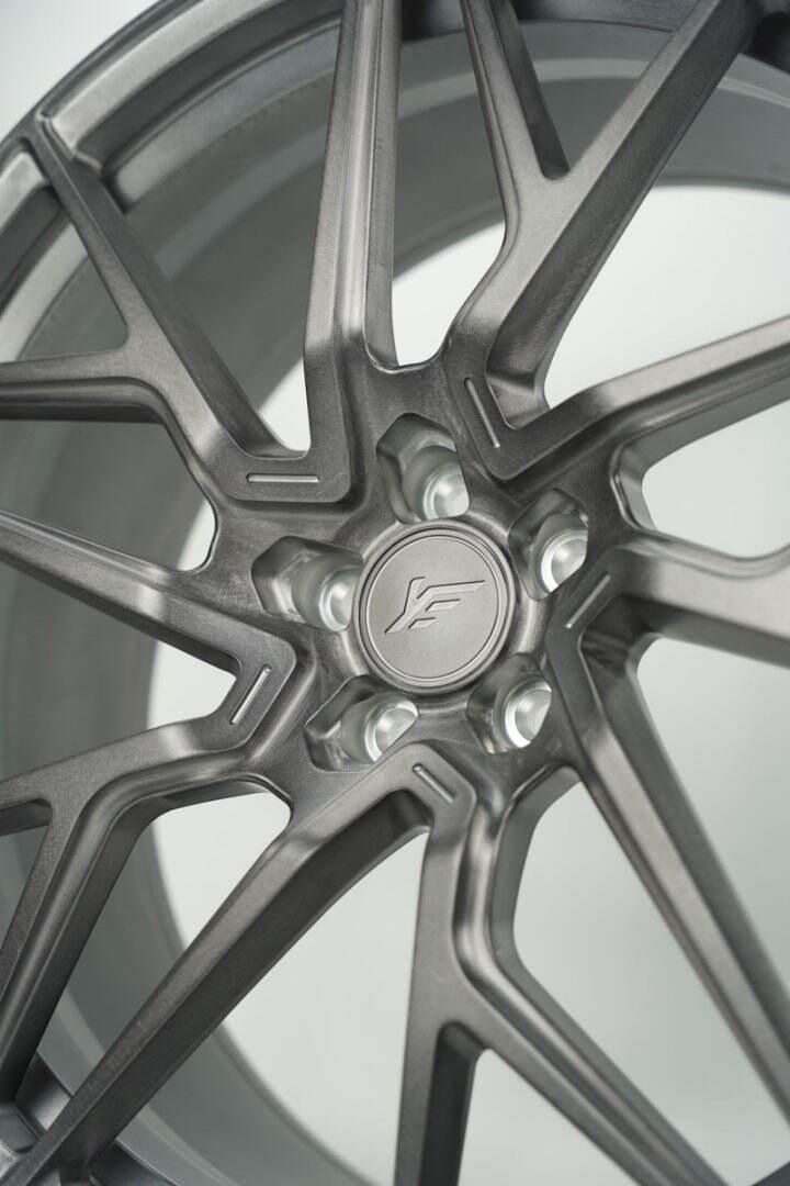 Hebei Zhi Hub Factory Direct Custom Hot Forged Aluminum Alloy Wheels Lightweight Industrial Gray Passenger Car Wheels factory