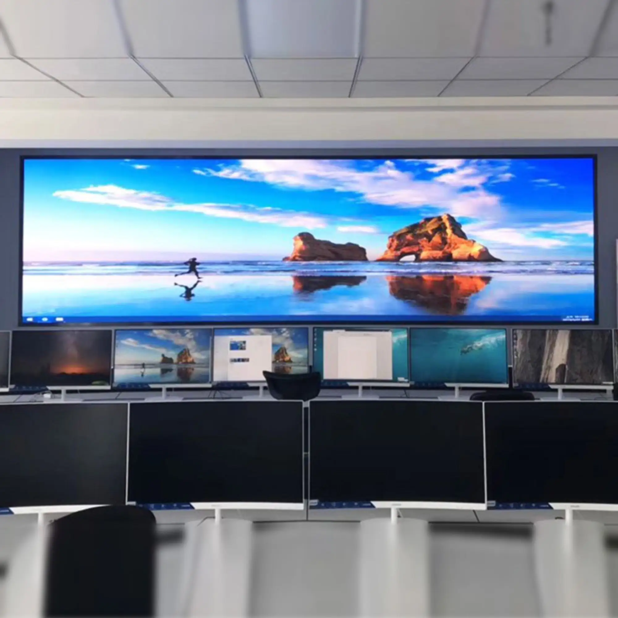 5 Best Reasons to Use Indoor LED Screen in A Meeting Room