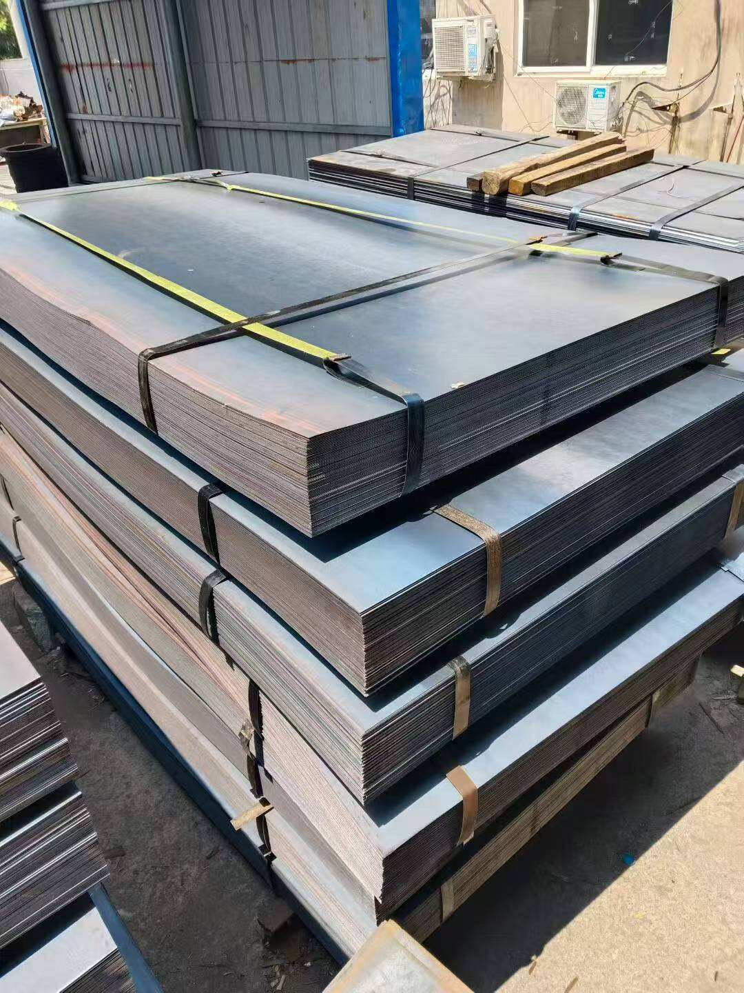 Quais São os Cenários Comuns de Aplicação de Bobinas de Aço Carbono?