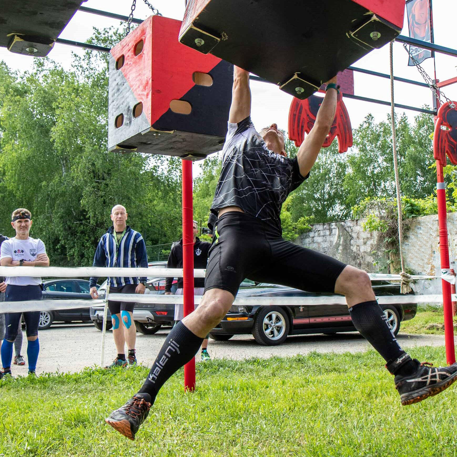 ocr ninja warriors running obstacle dice-2