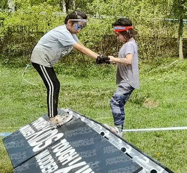 強さと持久力を同時にテストするOCR障害物をどのように選べばよいですか？