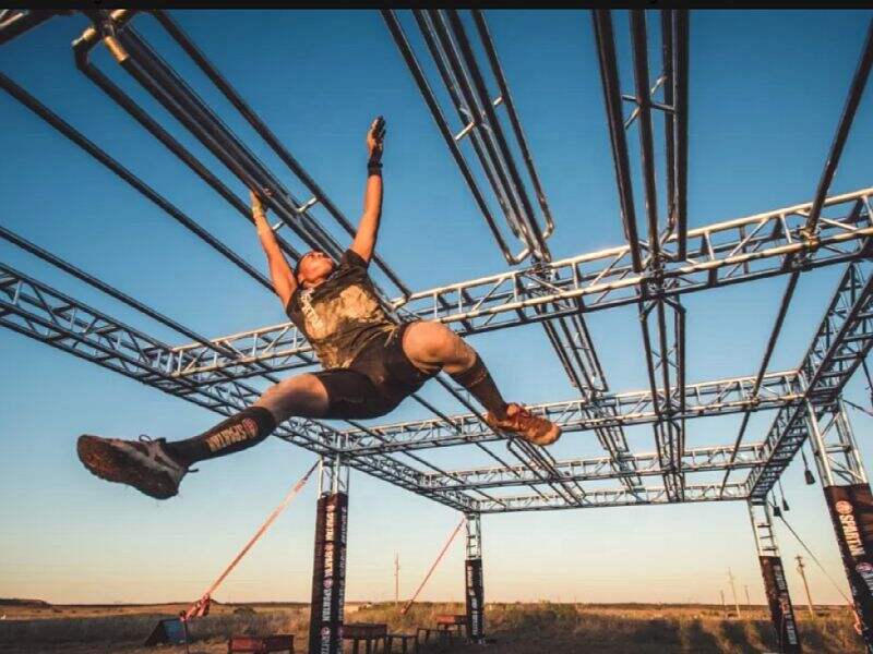 スパルタンレース障害 プルアップ スイングバー 旋回式 身体強化器具 BEATER