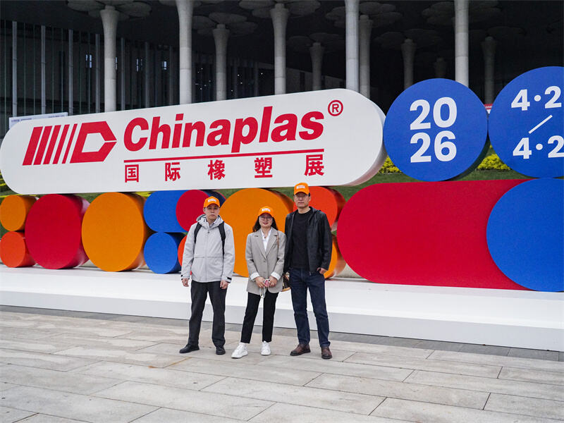 CHINAPLAS 2026 On-Site Observation | Eceng Machinery Gains Wide Recognition with High-Performance Equipment 