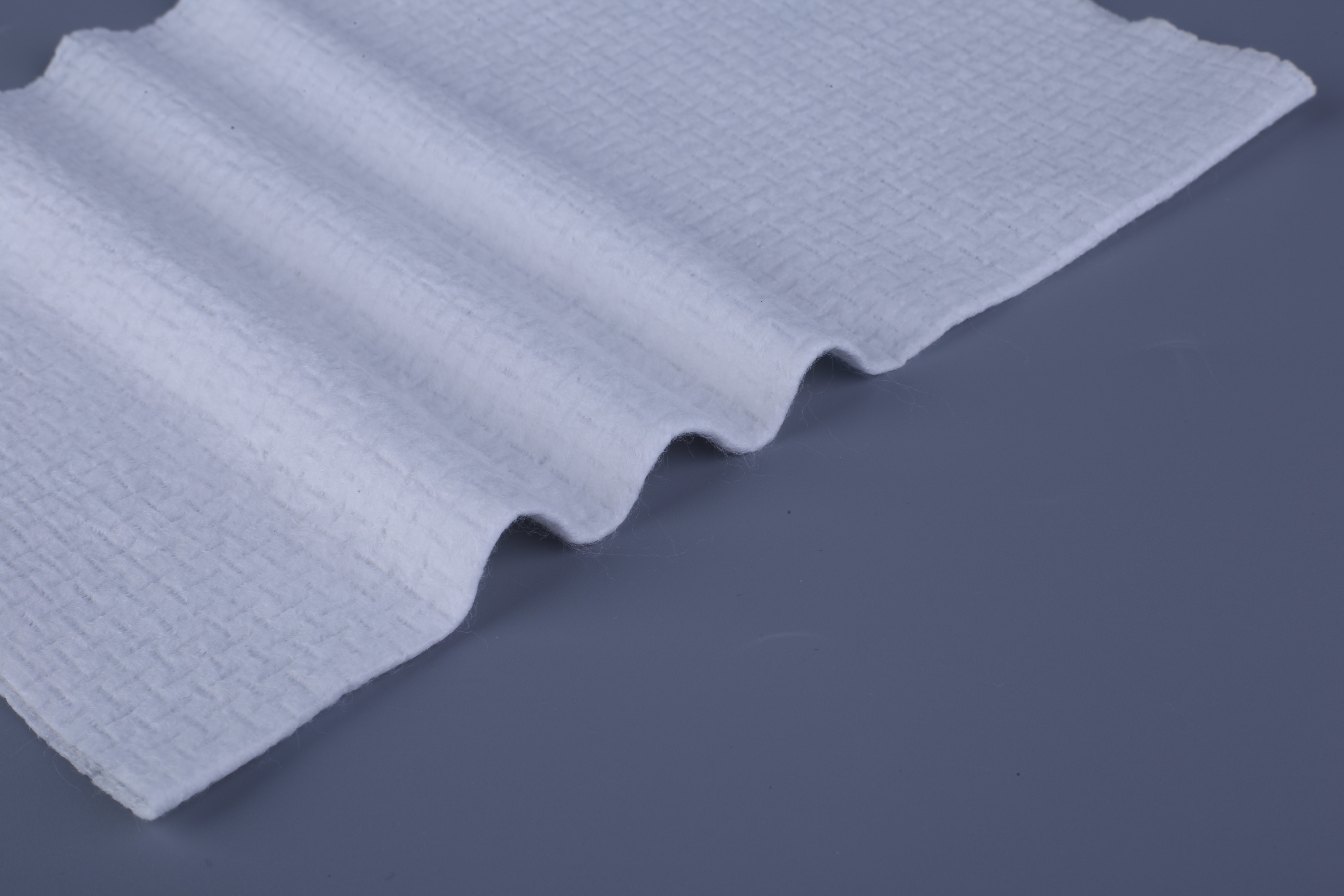 Izsmalcināta automatizēta griešanas un hermētiskās noslēgšanas tehnoloģija