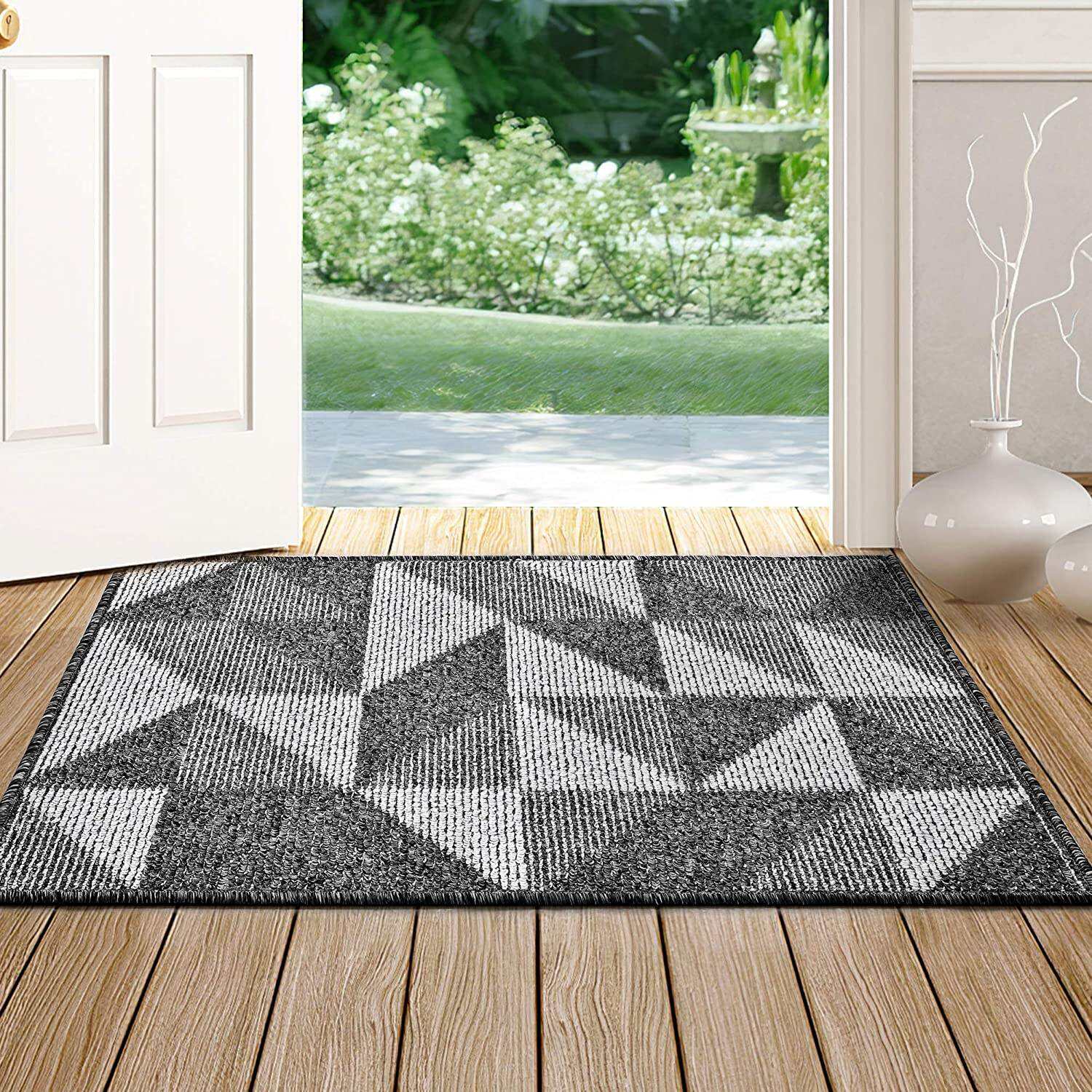 Indoor Entrance Door Mat - Non-Slip Rubber Backing Absorbent Mud and Snow Trap Mat, Ideal for Front Door