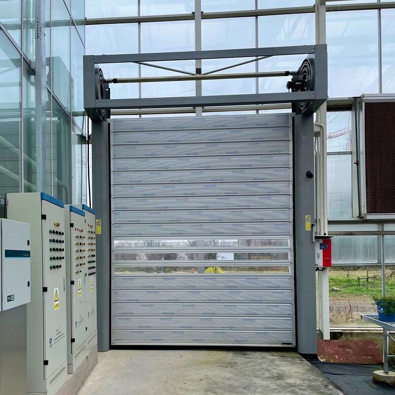 Chránite svoje pracovisko vysokošíľnymi špirálovými dverami postavenými pre bezpečnosť