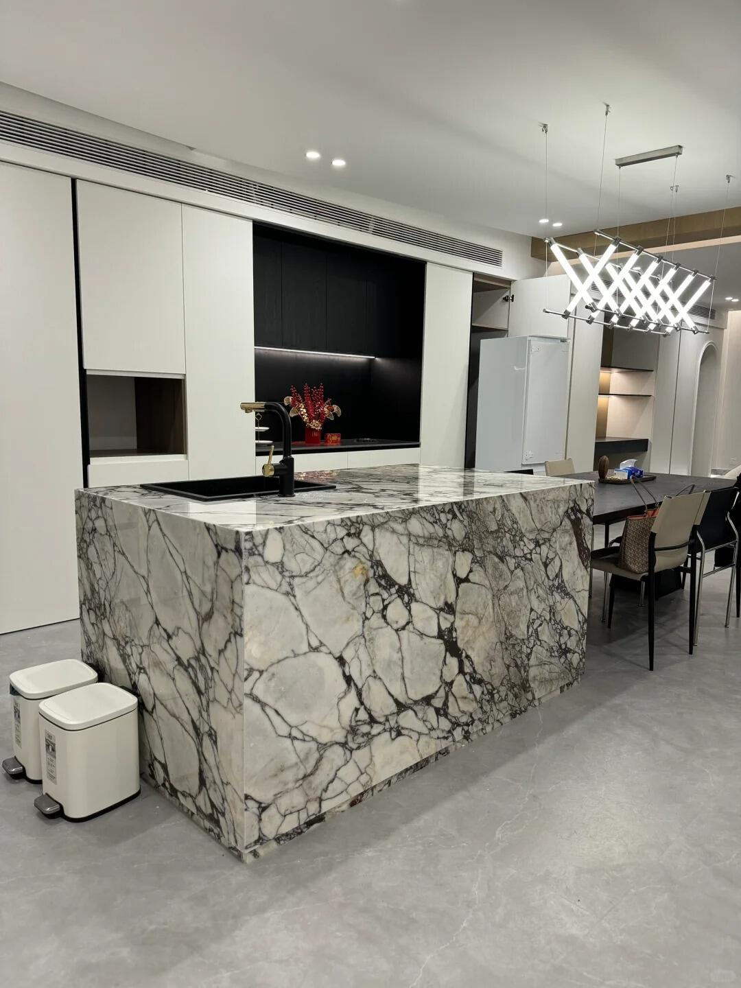 Turkish calacatta viola marble bench top.jpg