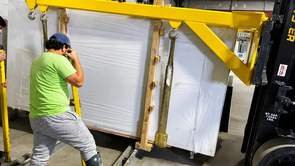 marble-slab-lifting-hooks-and-straps-detail.webp