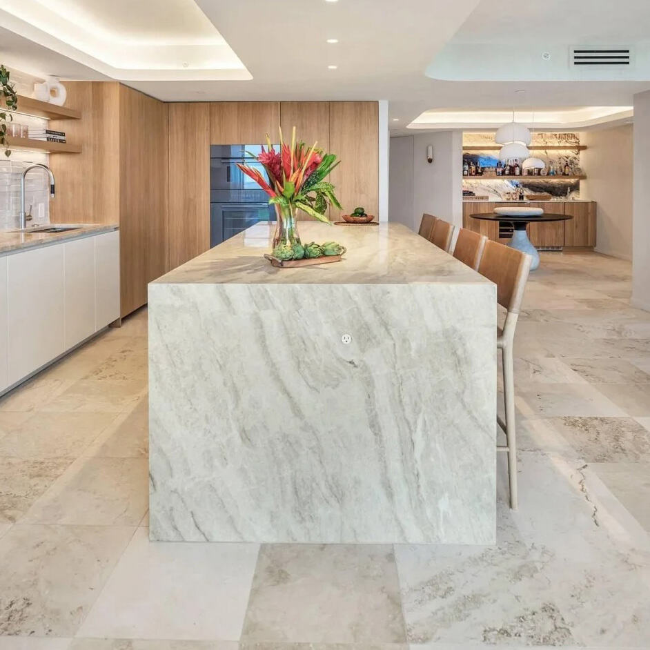 Jak tajmahalski kwarcyt porównuje się z marmurem pod względem trwałości i konserwacji?