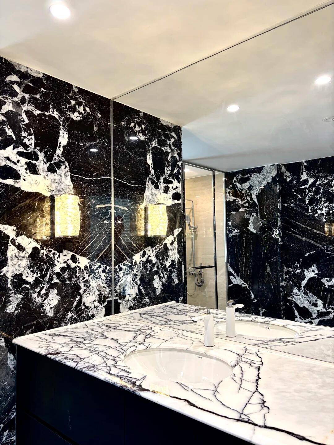black calacatta bathroom.jpg