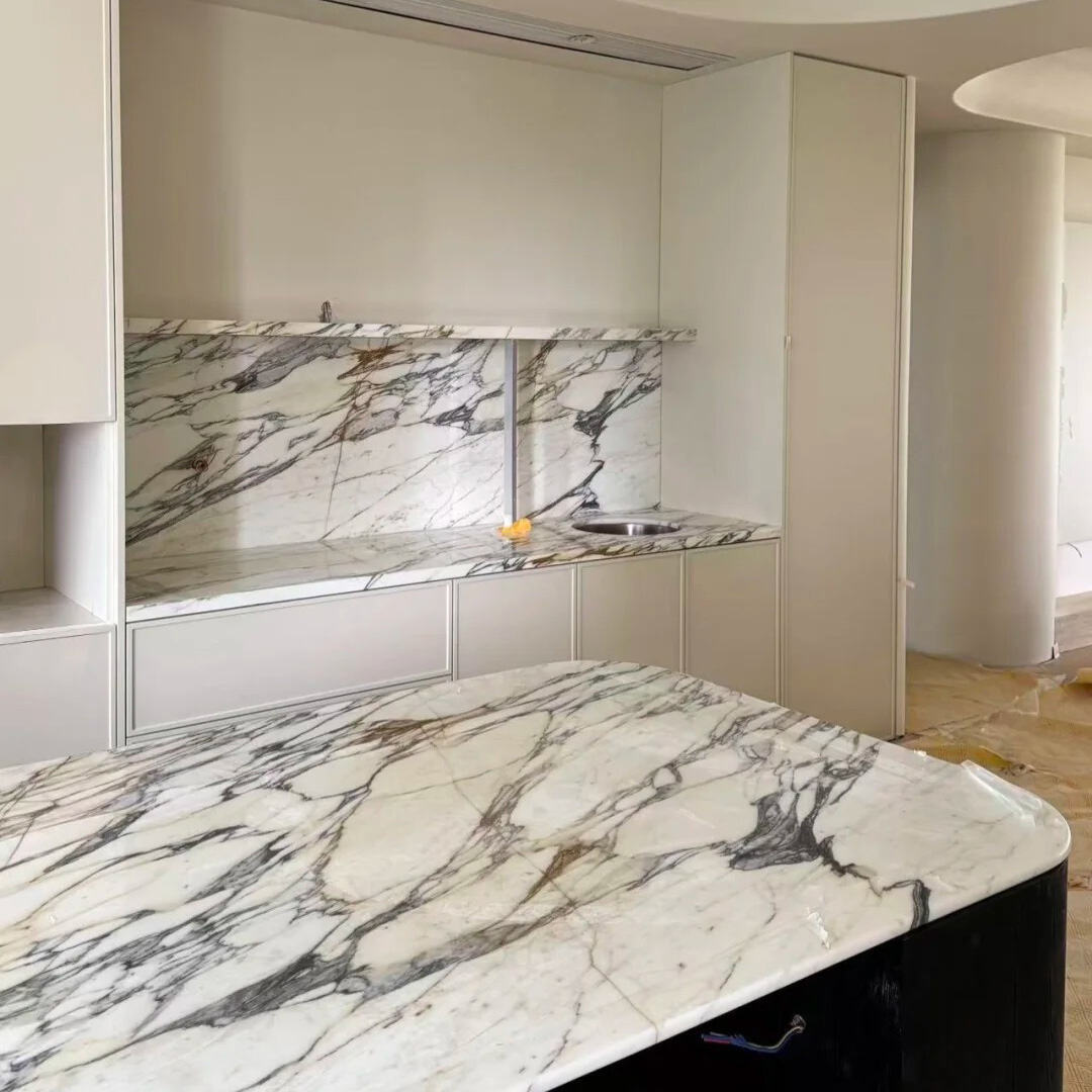 luxury calacatta gold marble (2).jpg