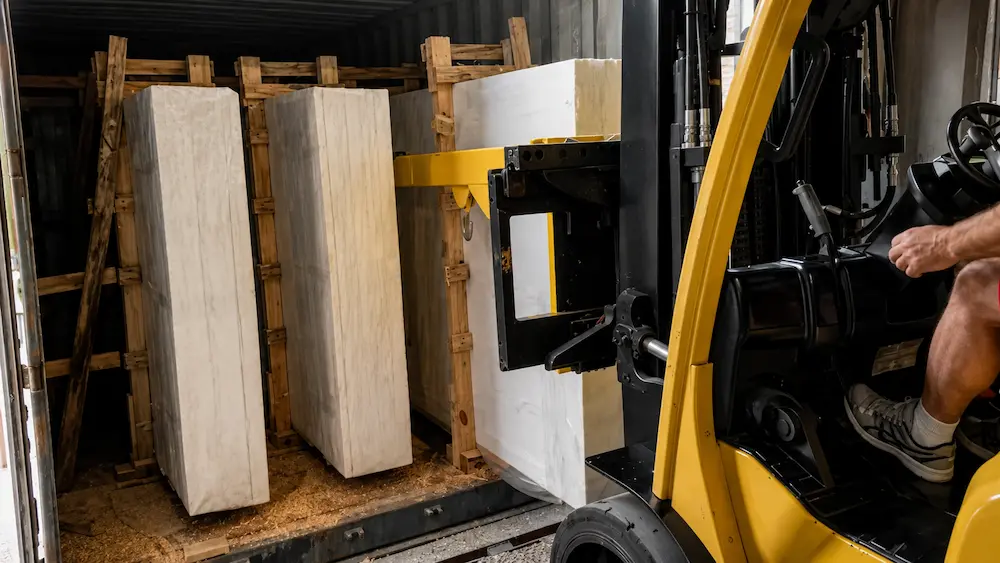How to Unload Marble Slabs and Tiles from Containers Without Breakages.webp