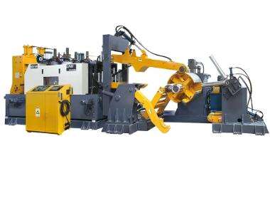 स्वचालित डीकॉइलर और सर्वो फीडर किस प्रकार एक प्रणाली के रूप में कार्य करते हैं