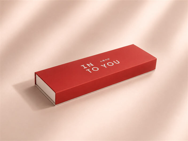 Custom Lip Gloss Gift Box Packaging with Magnetic Closure and EVA Insert