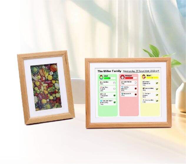 Full Color Ink Screen Digital Photo Frame: WIFI Networking + Real-time Push + Long Standby Time