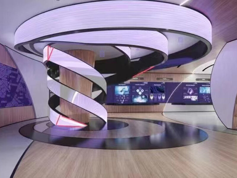 Navigating Transit with Ease: Circular LED Screens in Transportation Hubs